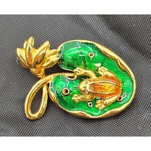 Frog & Lily Pad Enamel Brooch Pin Set Gold Tone Lapel Accessory Green & Orange J